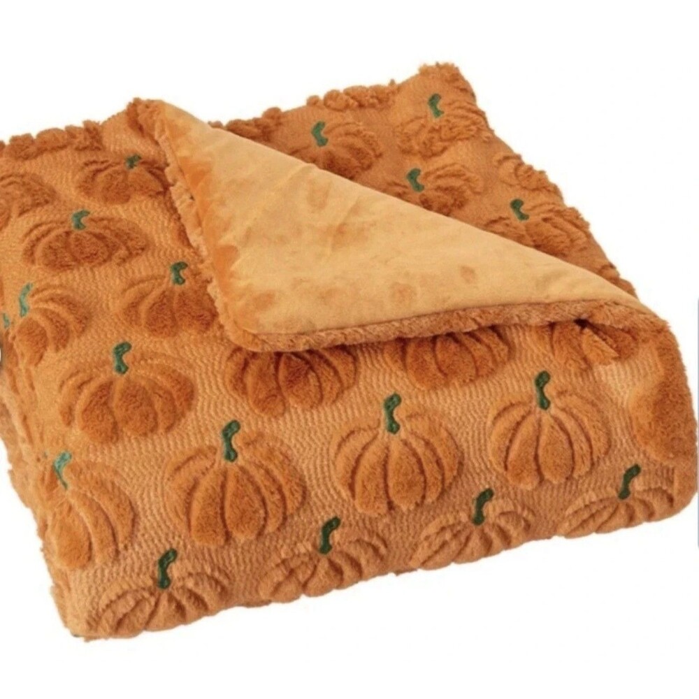 🎃NWT SAME DAY SHIP🎃 TIKTOK COSTCO FAUX FUR EMBROIDERED HALLOWEEN THROW PUMPKIN